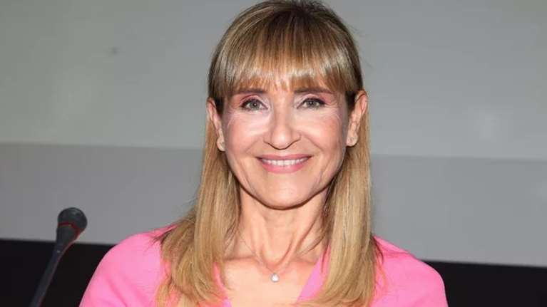 Μάρα Ζαχαρέα: Ποζάρει με τη μητέρα και τον γιο της σε μία σπάνια φωτογραφία