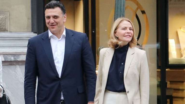 Τζένη Μπαλατσινού και Βασίλης Κικίλιας: Οι τρυφερές φωτογραφίες και τα παιχνίδια με τον γιο τους, Παναγιώτη Αντώνιο