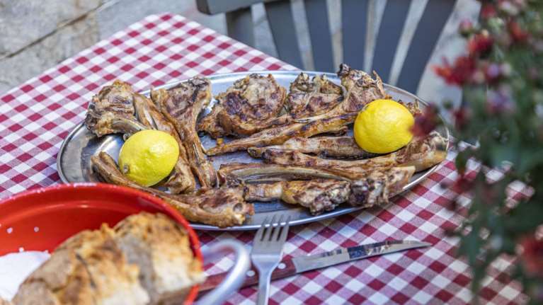 Παϊδάκια στην Αθήνα: Εκεί τρως τα κορυφαία