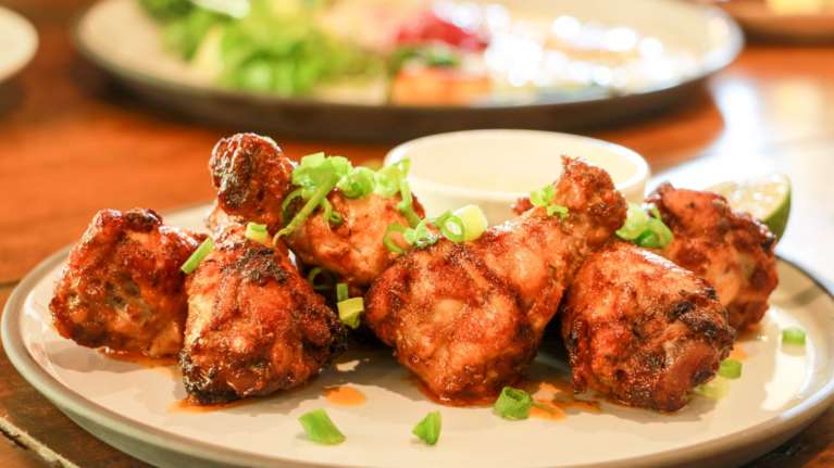 Κοτόπουλο: Πώς συνδέθηκε με 11 διαφορετικούς τύπους γαστρεντερικών καρκίνων