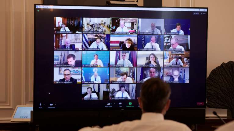 Ανασχηματισμός: Αιχμηρές ανακοινώσεις από την αντιπολίτευση - Βλέπουν πρόωρες εκλογές, θυσίες και αποστασίες