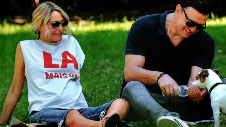 Κικίλιας - Μπαλατσινού: Η βόλτα στον Εθνικό Κήπο με τη φουσκωμένη κοιλίτσα [Εικόνες]