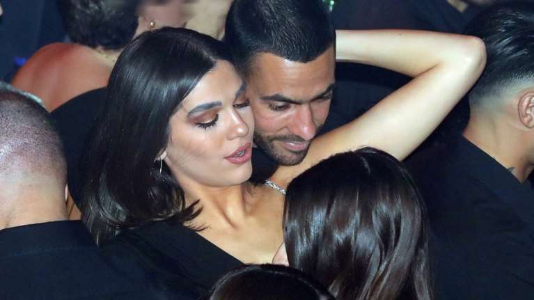 Μελίνα Νικολαΐδη: Με το little black dress που δεν φεύγει ποτέ από τη μόδα και stylish πέδιλα