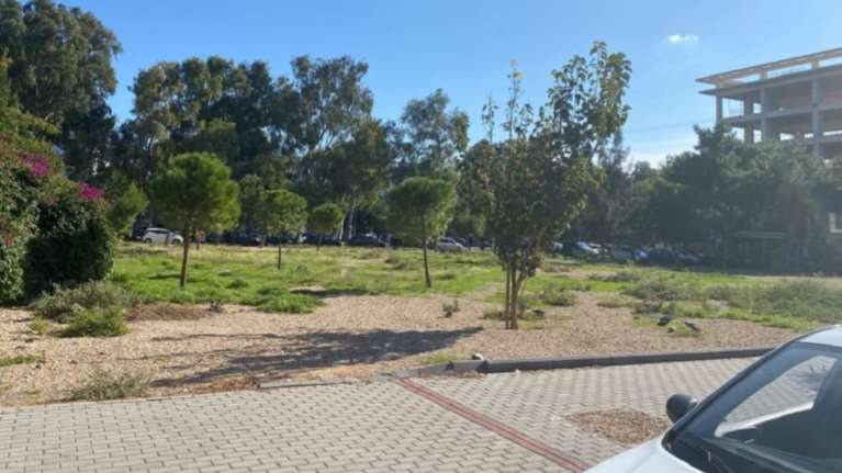 Νέο ακίνητο του Καρούζου στο κέντρο της Γλυφάδας βγαίνει σε πλειστηριασμό