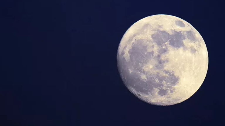 Πανσέληνος στους Διδύμους στις 19 Δεκεμβρίου