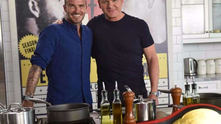 O Ντέιβιντ Μπέκαμ μπαίνει στην κουζίνα για το νέο food show του Netflix