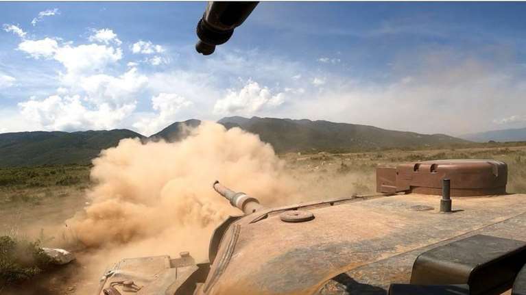 Αυτοί είναι οι κορυφαίοι Ελληνες αρματιστές: Εντυπωσιακές εικόνες από τον διαγωνισμό μεταξύ αρμάτων στο Λιτόχωρο