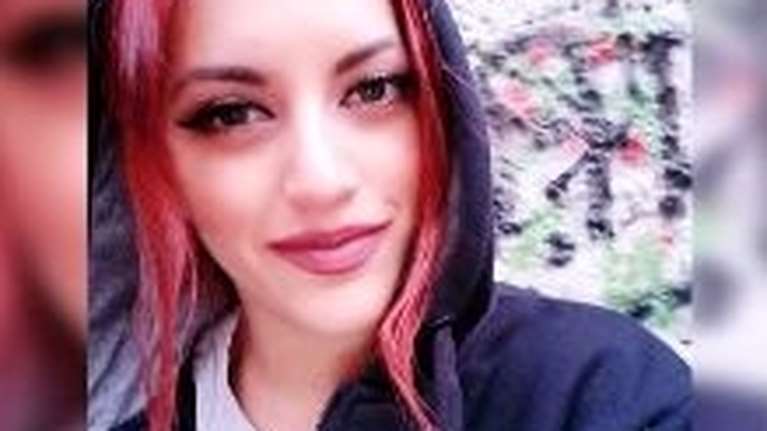 Αγ. Ανάργυροι - &quot;Με μαχαίρι, με το μηχανάκι, έφερνε γύρα και προσπαθούσε να την πιάσει&quot;: Συγκλονίζει γειτόνισσα του θύματος