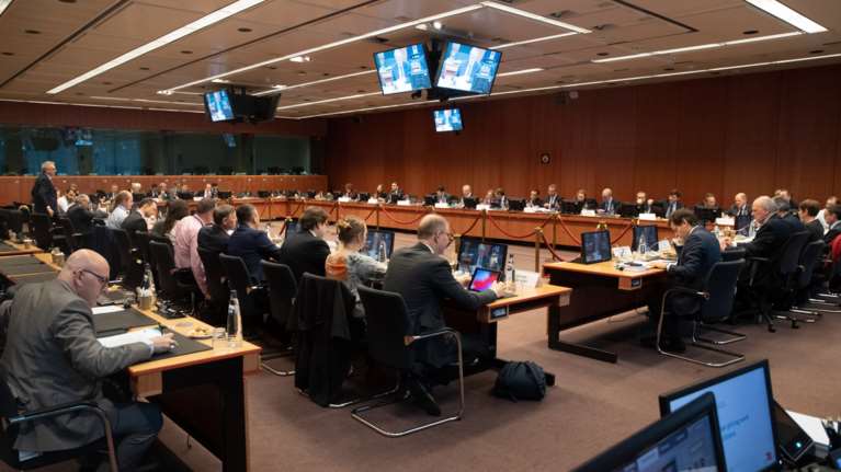 Το Eurogroup ενέκρινε την προεξόφληση του ΔΝΤ από την Ελλάδα