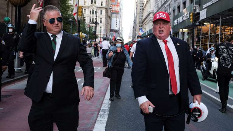 Κορονοϊός-Τραμπ: Θετικά στον ιό ή προληπτικά σε καραντίνα 130 στελέχη της Μυστικής Υπηρεσίας!