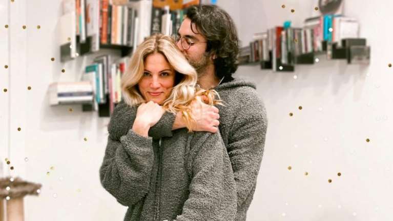 Η Μαίρη Συνατσάκη αποκάλυψε τον λόγο για τον οποίο φοράει τρεις μέρες τα ίδια ρούχα