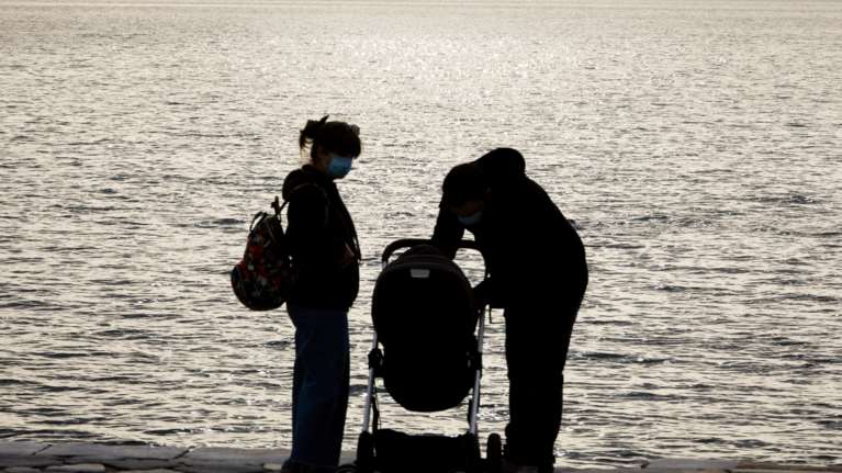 Ξεκάθαρη η Θεοδωρίδου: Η γονιμότητα δεν επηρεάζεται από το εμβόλιο για τον κορονοϊό