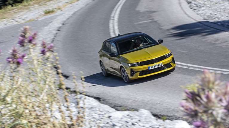 Opel Astra 1.2 130 PS AT8: Ας ξανασυστηθούμε