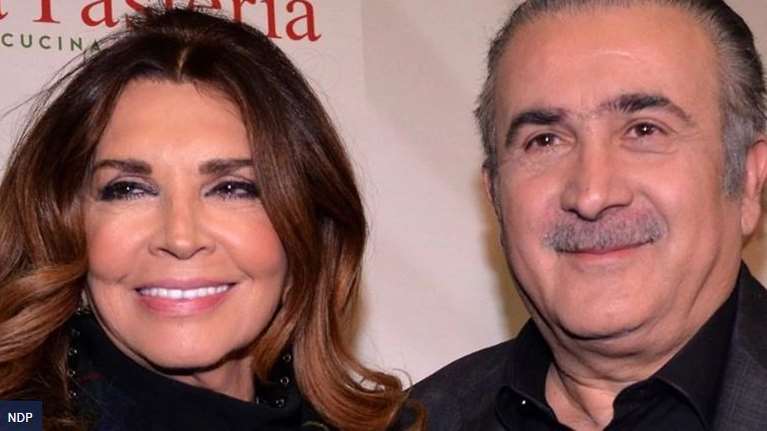 To &quot;καυστικό&quot; σχόλιο του Λάκη Λαζόπουλου για τη Μιμή Ντενίση, αναζωπύρωσε την κόντρα των δύο καλλιτεχνών