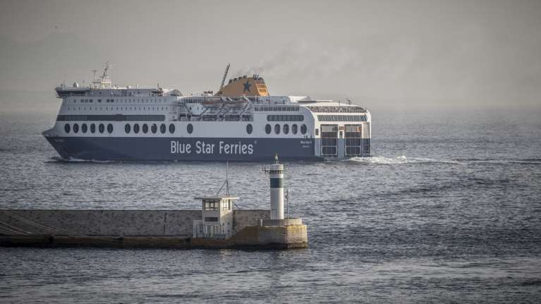 Μηχανική βλάβη σε πλοίο από Αμοργό προς Νάξο - Πάρο - Πειραιά: Ταλαιπωρία για τους επιβάτες