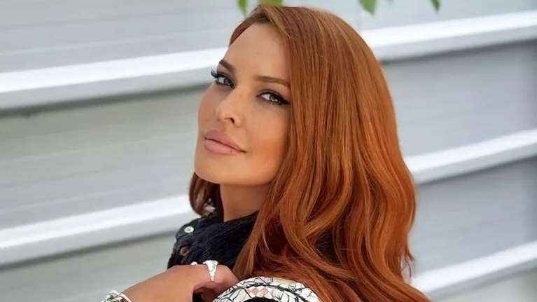 Σίσσυ Χρηστίδου: Το καλοκαιρινό άρωμα που δεν αποχωρίζεται