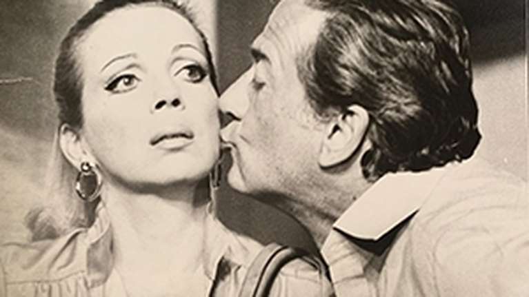 Το &quot;αντίο&quot; του Εθνικού Θεάτρου στη Νόνικα Γαληνέα