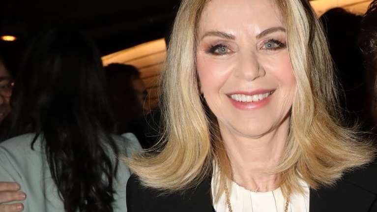 Απαστράπτουσα η Έλλη Στάη σε φιλανθρωπικό δείπνο στο Ζάππειο - Το lingerie τοπ της