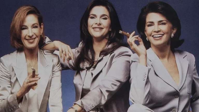 28 χρόνια πριν: Μιμή Ντενίση, Όλγα Τρέμη και Κατερίνα Κούκα &quot;γιορτάζουν&quot; τα διαζύγιά τους