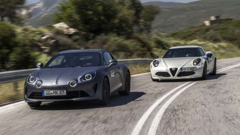 Ειδικές Διαδρομές: Alpine A110 S vs Alfa Romeo 4C