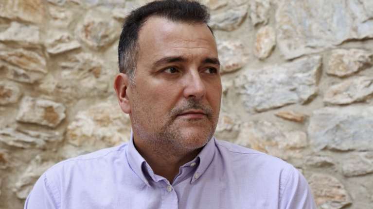 Το πιο συγκινητικό κείμενο σήμερα στον ελληνικό Τύπο - Ο Ηλίας Μαγκλίνης γράφει για την αποθεραπεία του παιδιού του