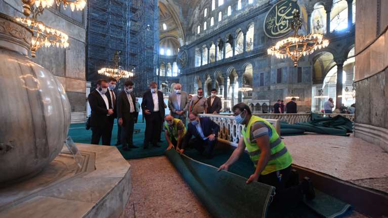 Αγιά Σοφιά: Οι προκλητικές τελικές πρόβες - Αύριο ανοίγει ως τζαμί μετά από 86 χρόνια [Εικόνες-Βίντεο]