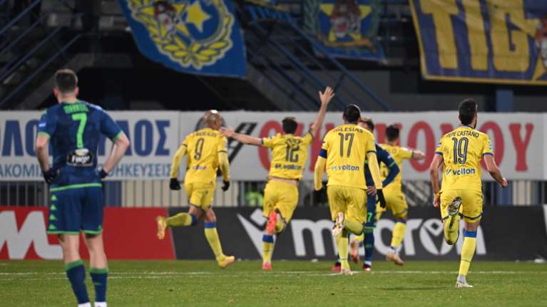 Αστέρας Τρίπολης-Παναθηναϊκός 1-0: Τον &quot;γκρέμισε&quot; από την κορυφή ο Μπαρτόλο στο 80΄ - Πανηγυρισμοί στην ΑΕΚ