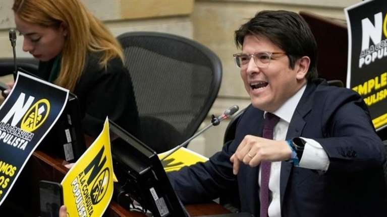 Κολομβία: Πέθανε ο υποψήφιος για την προεδρία Μιγκέλ Ουρίμπε που είχε τραυματιστεί σε επίθεση τον Ιούνιο