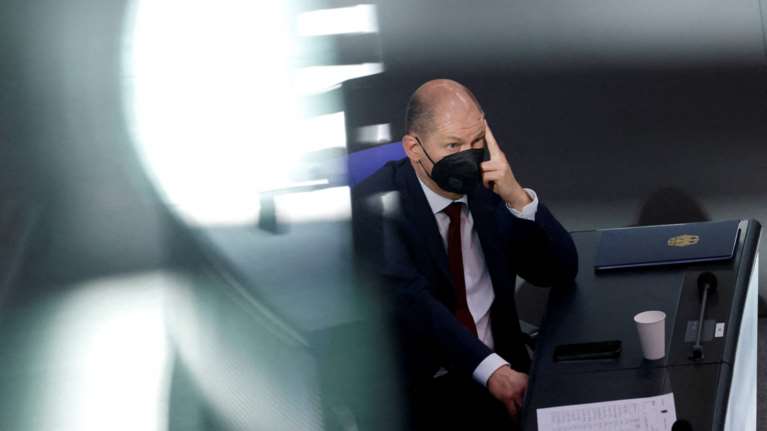 &quot;Μαύρη τρύπα&quot; 39 δισ. ευρώ στον προϋπολογισμό της Γερμανίας λόγω του πολέμου στην Ουκρανία