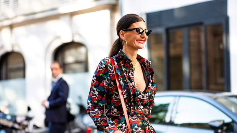 Αυτά είναι τα μποτάκια που κάνουν κάθε ντύσιμο να φαίνεται πολυτελές