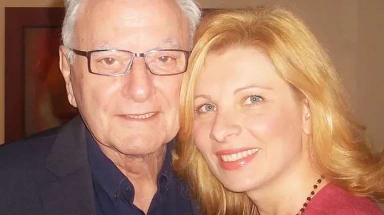 Κώστας Χαρδαβέλλας: Συγκινεί η σύζυγός του για τις τελευταίες του ημέρες στην εντατική