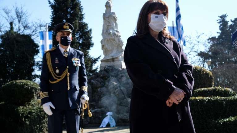 Σακελλαροπούλου για τα 54 χρόνια από την Χούντα: Είμαστε περήφανοι για τις κατακτήσεις της δημοκρατίας μας