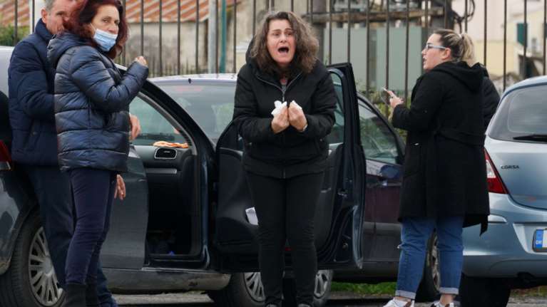 Euroferry Olympia: Ραγίζει καρδιές η σύζυγος Ελληνα αγνοούμενου – &quot;Γιατί αφήνετε ανθρώπους να καίγονται;&quot; [Βίντεο]