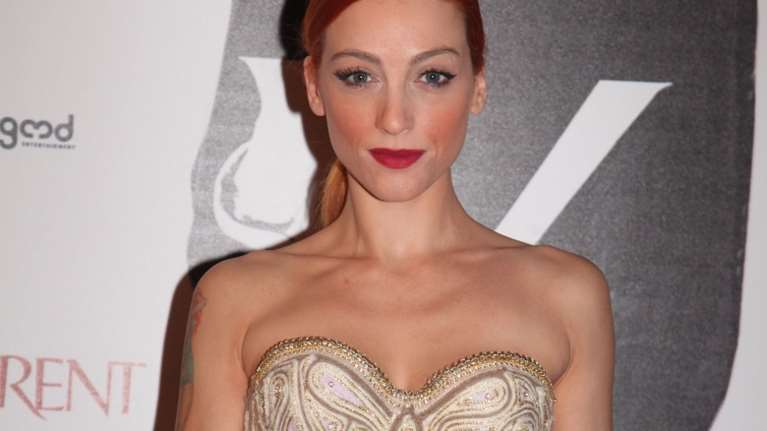 Βανέσα Αδαμοπούλου: Πιο ξανθιά από ποτέ λίγους μήνες μετά τον χωρισμό της [εικόνες]