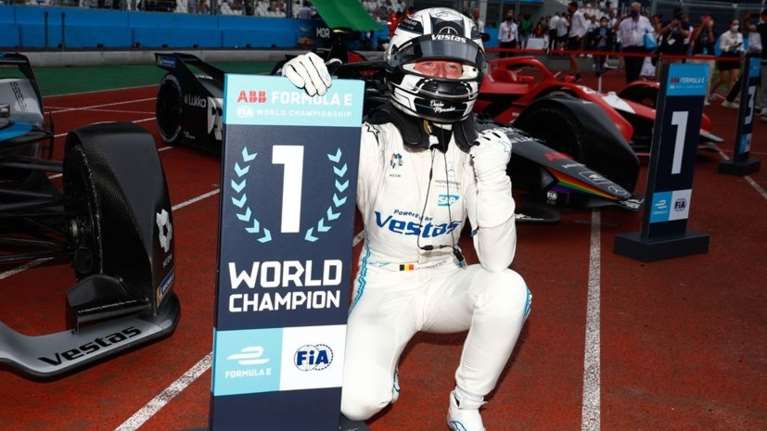 H Mercedes αποχωρεί από την Formula E πρωταθλήτρια