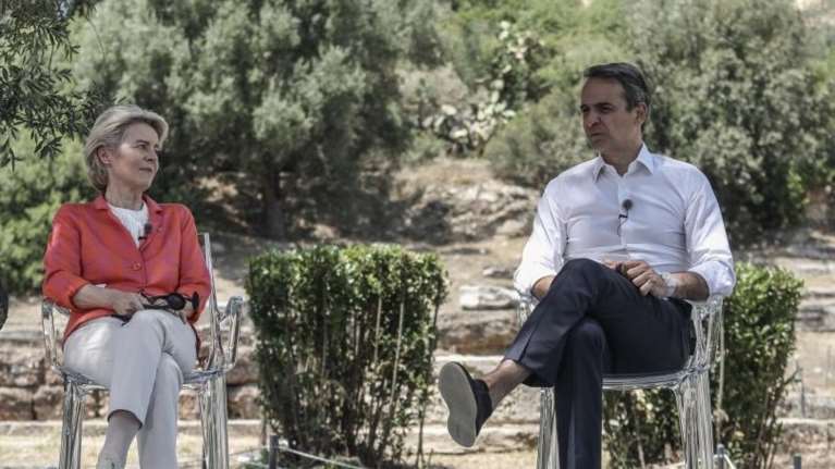 Στα Χανιά η Ούρσουλα φον ντερ Λάιεν - Τη φιλοξενεί στο Ακρωτήρι ο Κυριάκος Μητσοτάκης