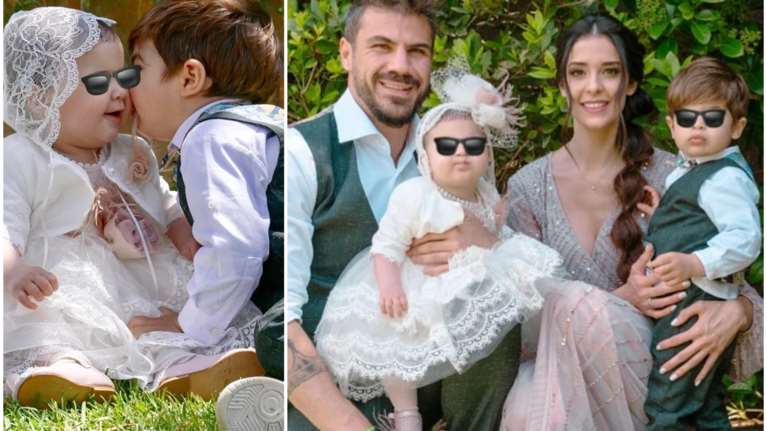 Άκης Πετρετζίκης: Η υπέροχη βάφτιση της Ακυλίνας, το δαντελένιο βαφτιστικό και η κούκλα μαμά με wrap dress