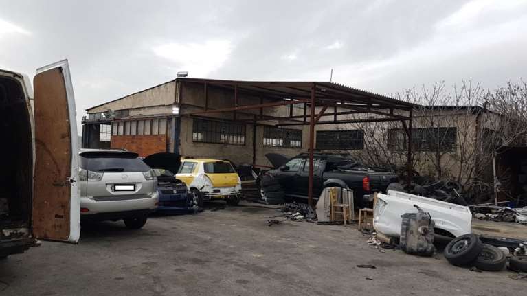 Μεγάλο κύκλωμα κλοπής αυτοκινήτων στην Αττική: Πώς τα &quot;έσπαγαν&quot;, τα κόλπα και οι &quot;αχυράνθρωποι&quot; - Πάνω από 2 εκατ. ευρώ τα κέρδη [Εικόνες - Βίντεο]