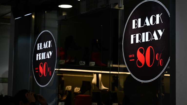 Εκπτώσεις: Νοέμβριος με Black Friday και Cyber Monday - Οι ημερομηνίες