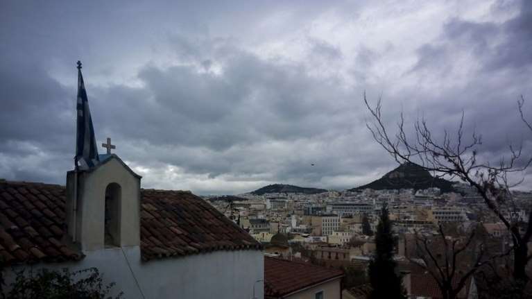 Συννεφιασμένος ο καιρός σήμερα – Σε ποιες περιοχές θα βρέξει