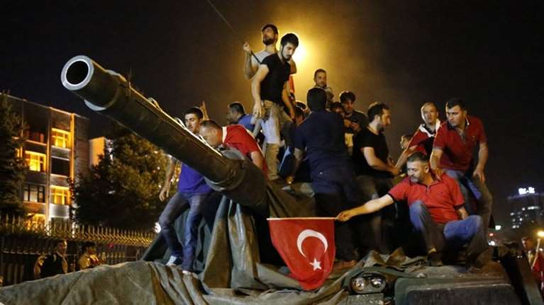 Τουρκία: To Anadolu θυμάται το πραξικόπημα και "πυροβολεί" την Ελλάδα - "Κορυφαίος προορισμός των Γκιουλενιστών"