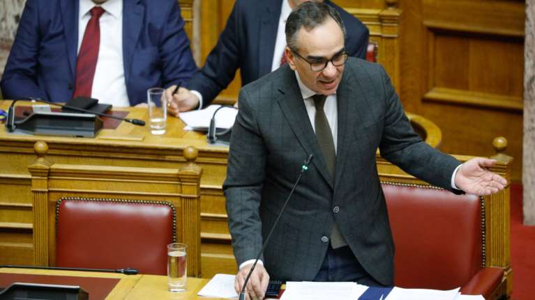 Κοντοζαμάνης: Αμεσα δίνουμε 50.000 μάσκες στους ιατρικούς συλλόγους