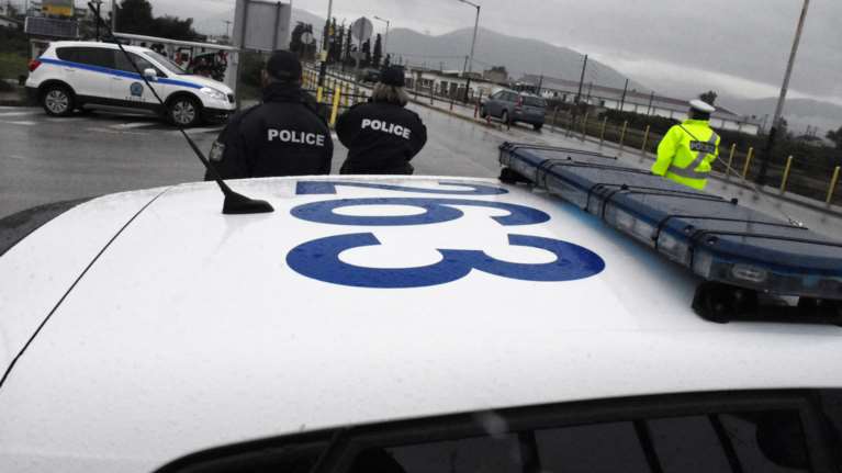 Drones, νυχτερινές διόπτρες, μπάρες νερού: Έτσι θα σταματήσει η Τροχαία τους &quot;αντάρτες&quot; του Πάσχα