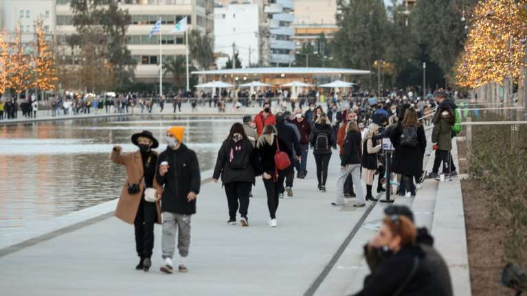 Κορονοϊός: Παραμένει στο &quot;κόκκινο&quot; η Αττική με 591 νέα κρούσματα - Ο χάρτης της διασποράς