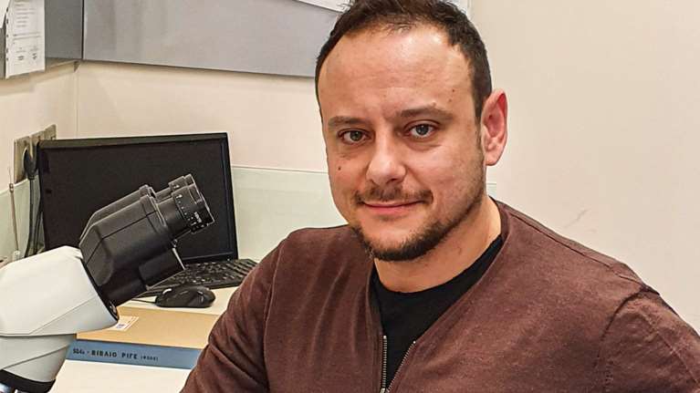 Γκίκας Μαγιορκίνης: Πάνω από 25 ορφανά κρούσματα θα σημάνουν εκτεταμένη εξάπλωση του κορονοϊού [Βίντεο]