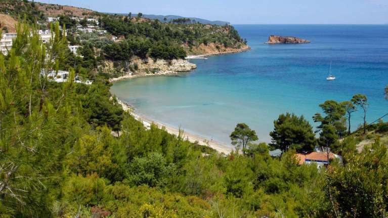 DW: Το &quot;θετικό σοκ&quot; της πανδημίας στον ελληνικό τουρισμό