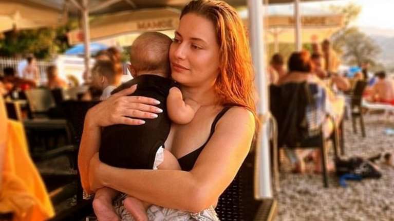 Νέο μέλος στην οικογένεια της Ντόρας Μακρυγιάννη: &quot;Ένιωθα ότι θα σπάσει η καρδιά μου&quot;