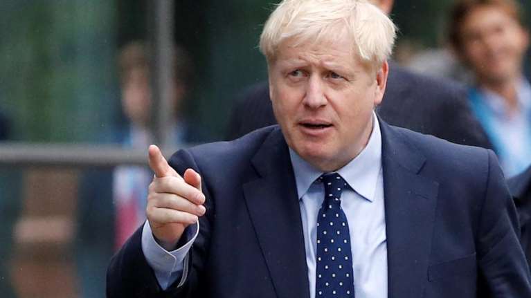 Βελτιώνεται η κατάσταση υγείας του Μπόρις Τζόνσον-Παραμένει στην εντατική