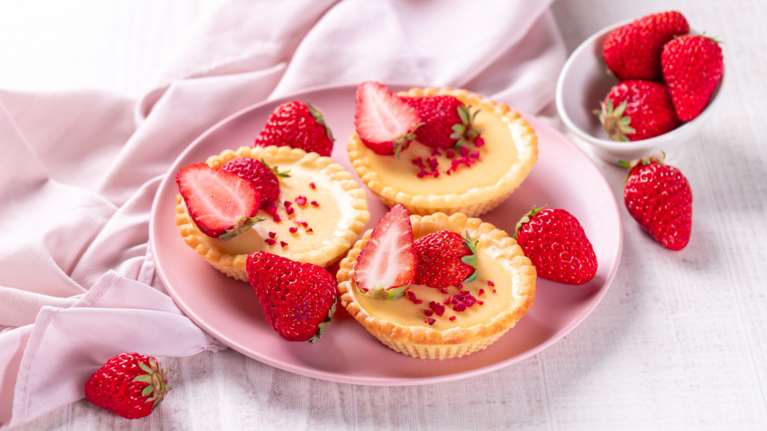 Εορτολόγιο: Ποια ονόματα γιορτάζουν σήμερα, Παρασκευή 23 Σεπτεμβρίου