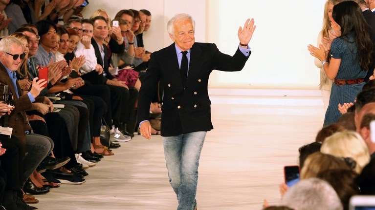 Έγινε και αυτό: O οίκος Ralph Lauren θα παράγει μάσκες και ιατρικές ρόμπες
